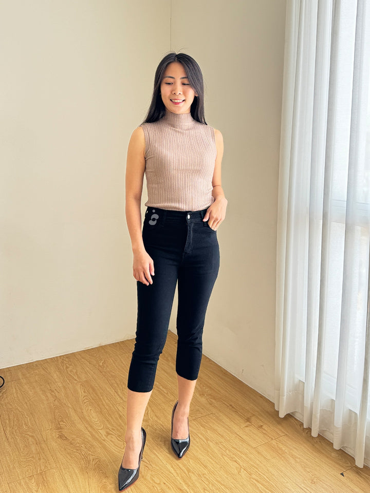 Amanda Knit