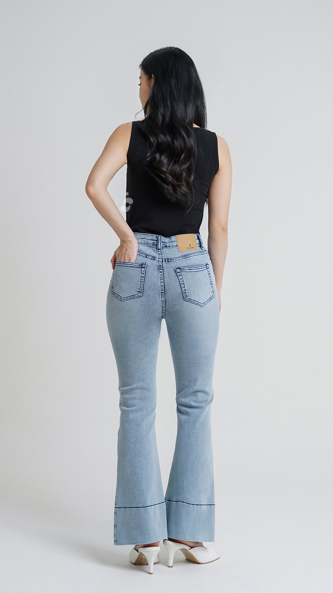 CLAIRE JEANS