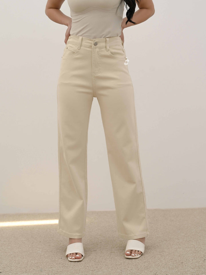 Gia Jeans