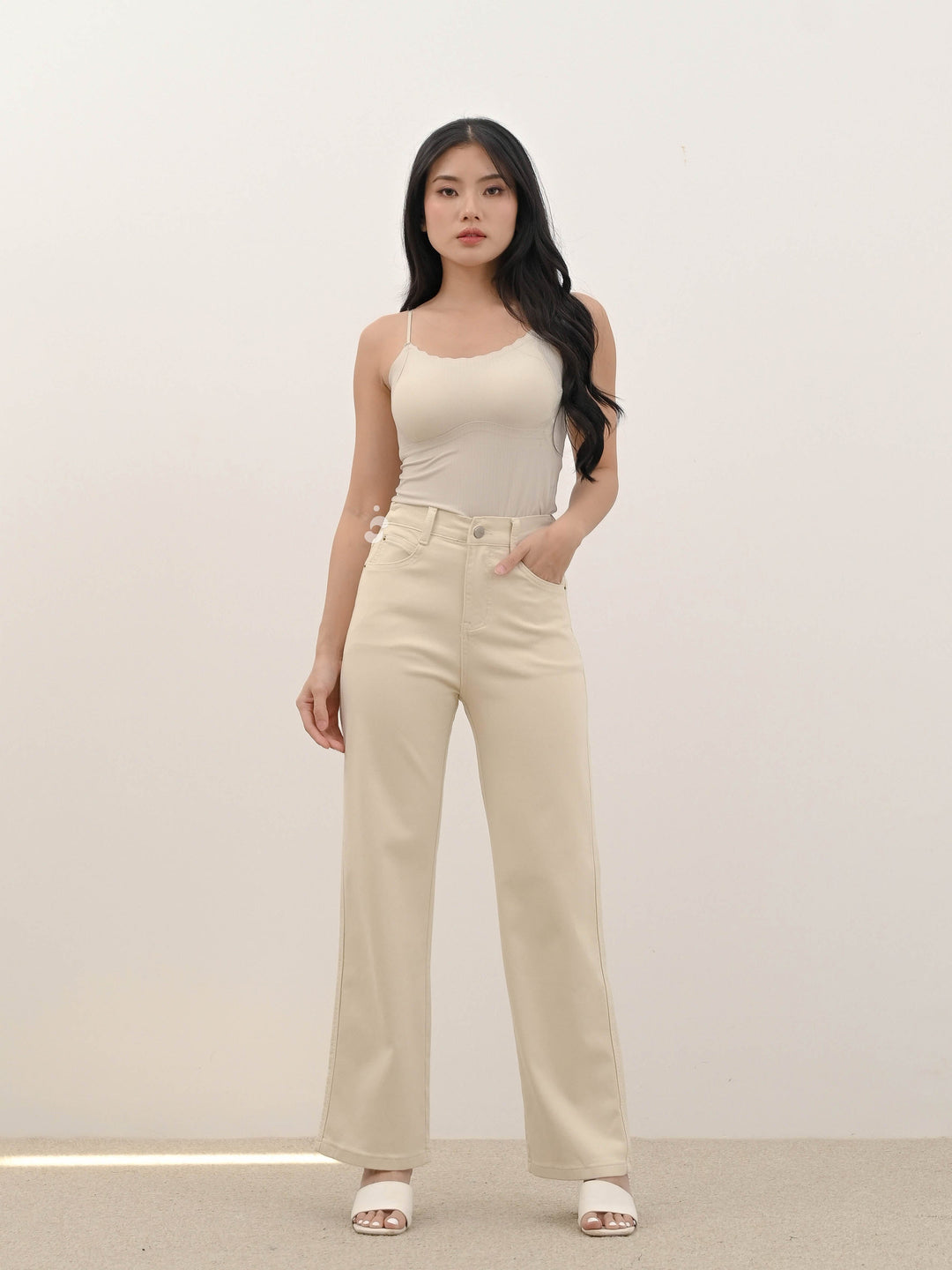 Gia Jeans