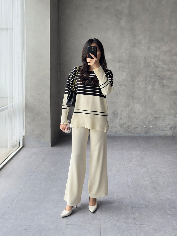 Luna Knit one set
