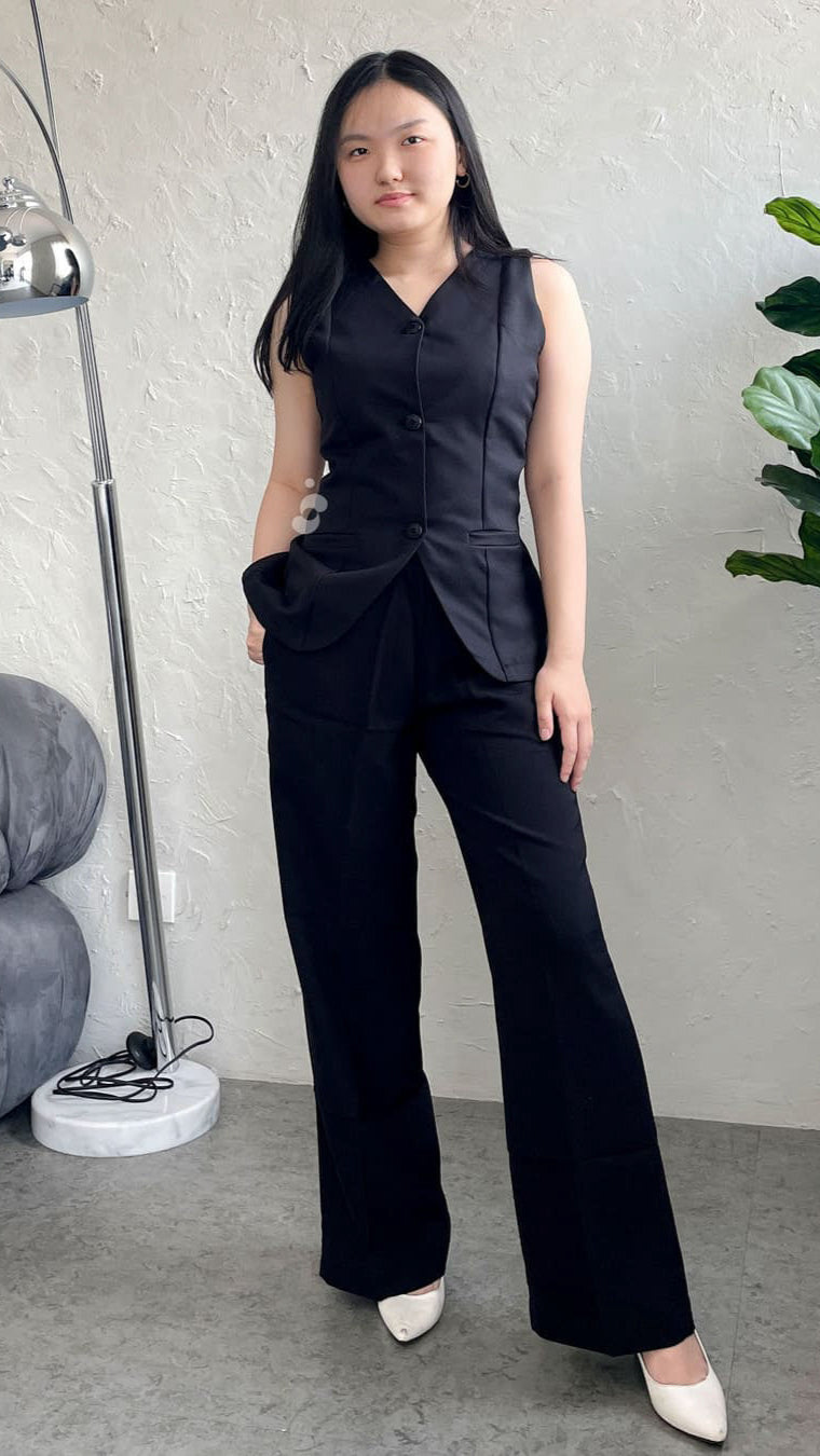 Vanessa Vest