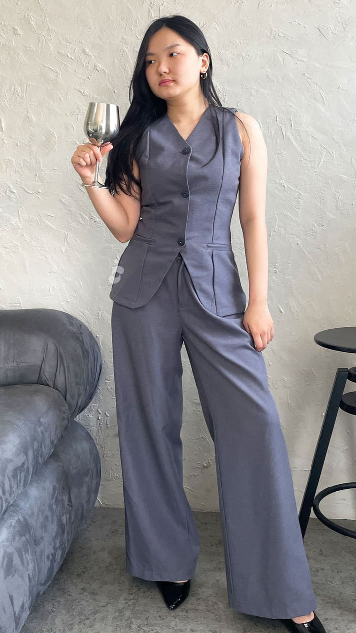 Vanessa Vest