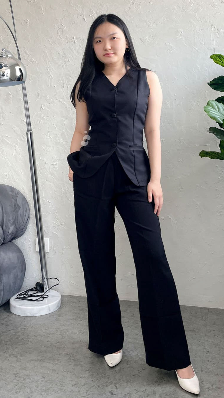 Vanessa Vest