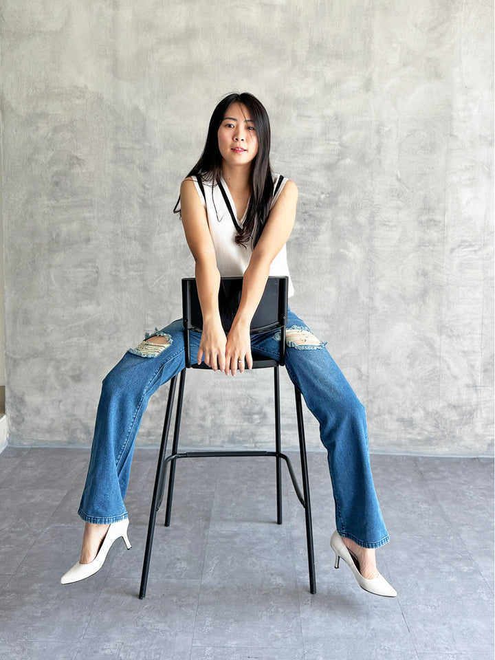 Zelda Ripped Straight Jeans
