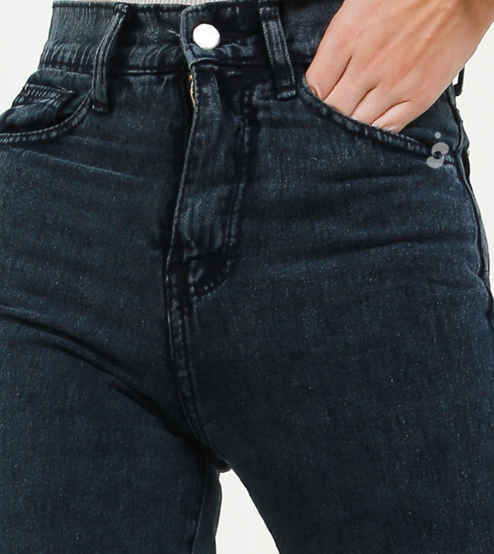 Mendy Hotpants